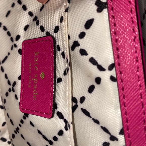 💖💖💖 KATE SPADE clutch in hot pink. EUC. 💖💖💖 - Picture 13 of 13
